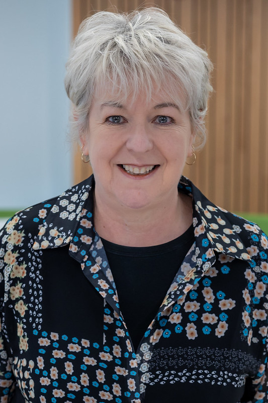 54280813906 6796685E4b C